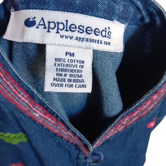 Women's Petite Medium PM Embroidered Denim Jacket Christmas Appleseeds Cottage - Picture 3 of 7